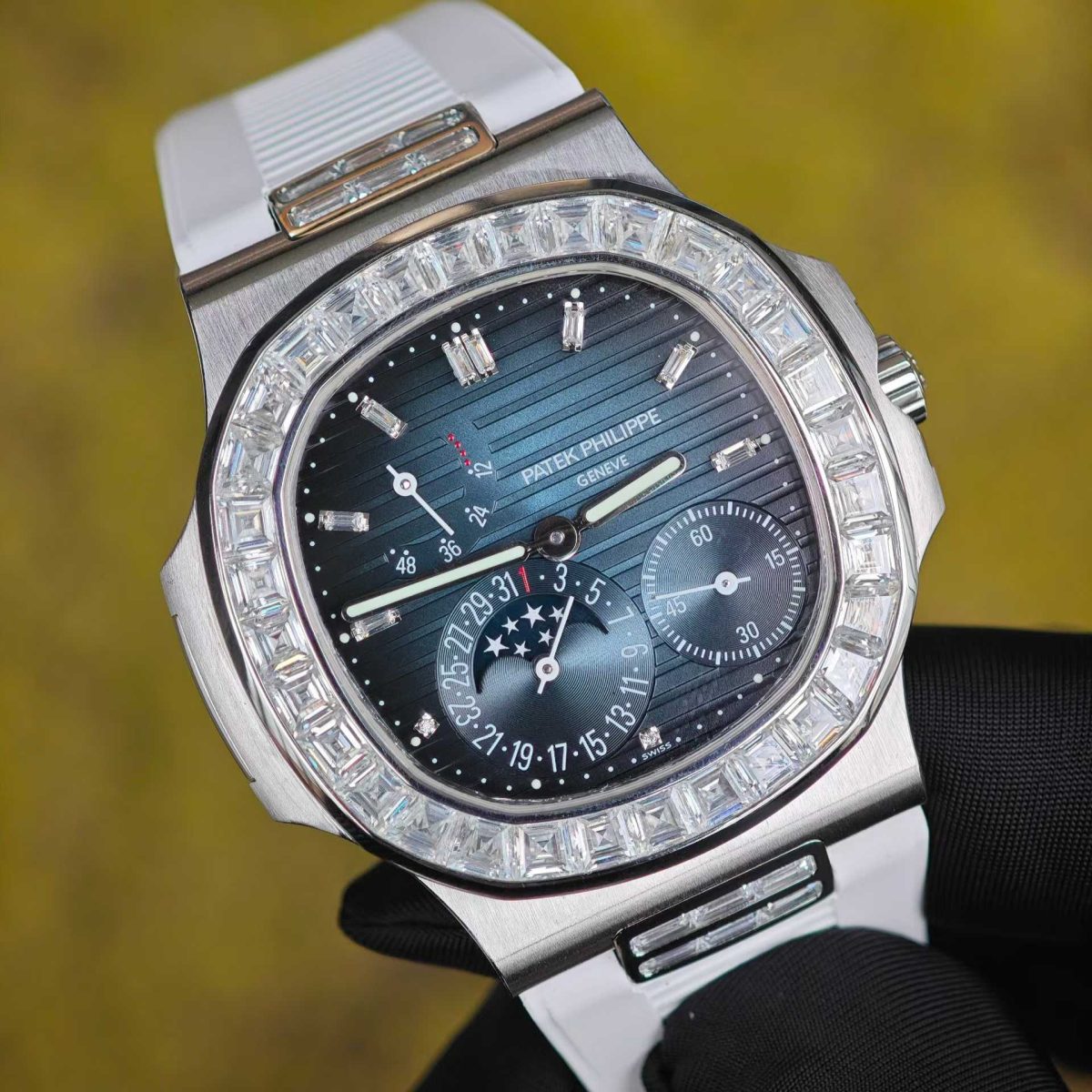 【Custom】 PP5712 Upgraded to Diamond‑Set 5724 Moonphase Nautilus