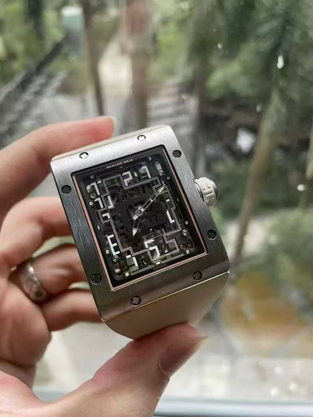 Luckytime-The first square Richard Mille RM16-02 in titanium