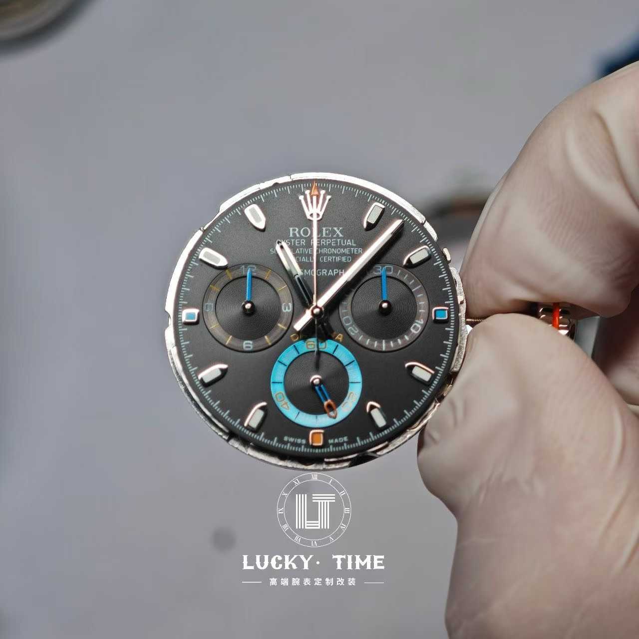 DIW white NTPT carbon fiber – dial and hands overview.